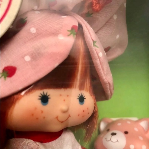 18 NIB STRAWBERRY SHORTCAKE DOLLS VINTAGE BERRYKIN - Picture 8 of 16